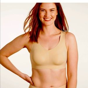 Evelyn & Bobbie The Defy Bra size small
